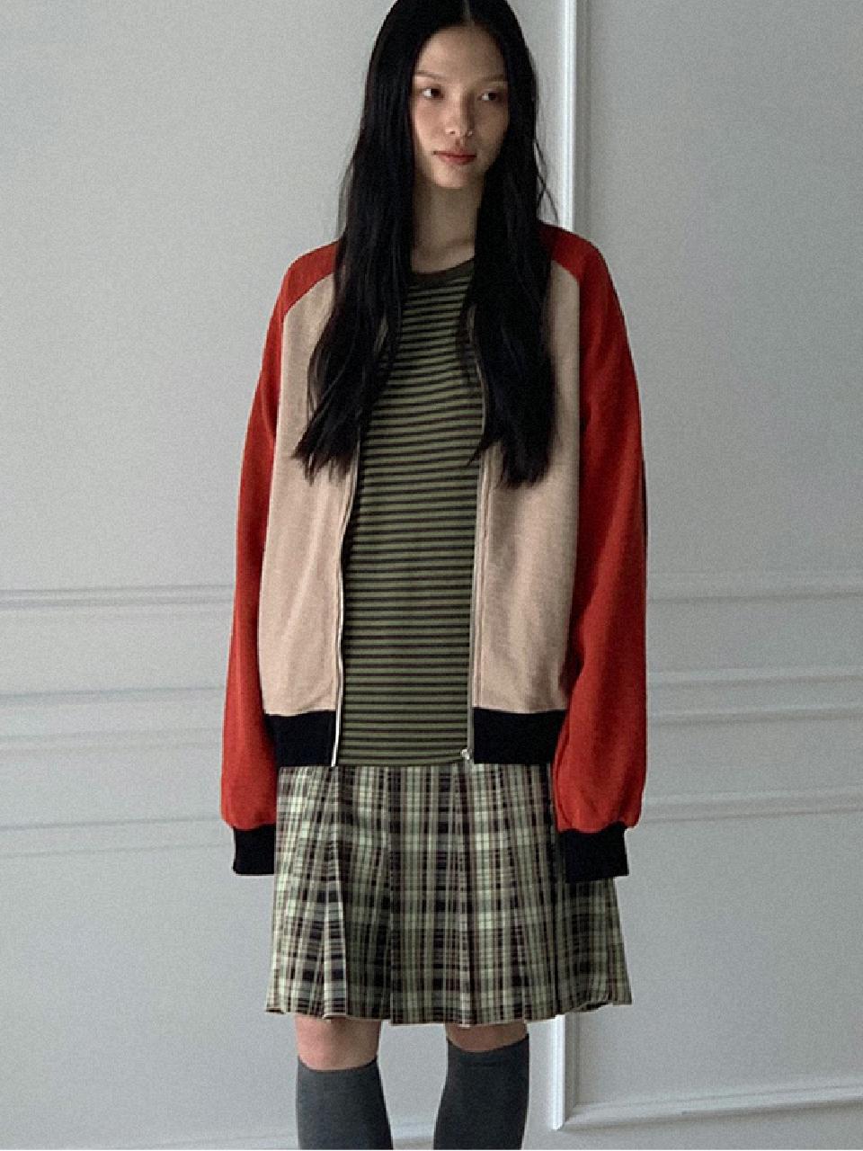 Check Pleated Skirt (Black) - KOOKEESEE - Modalova