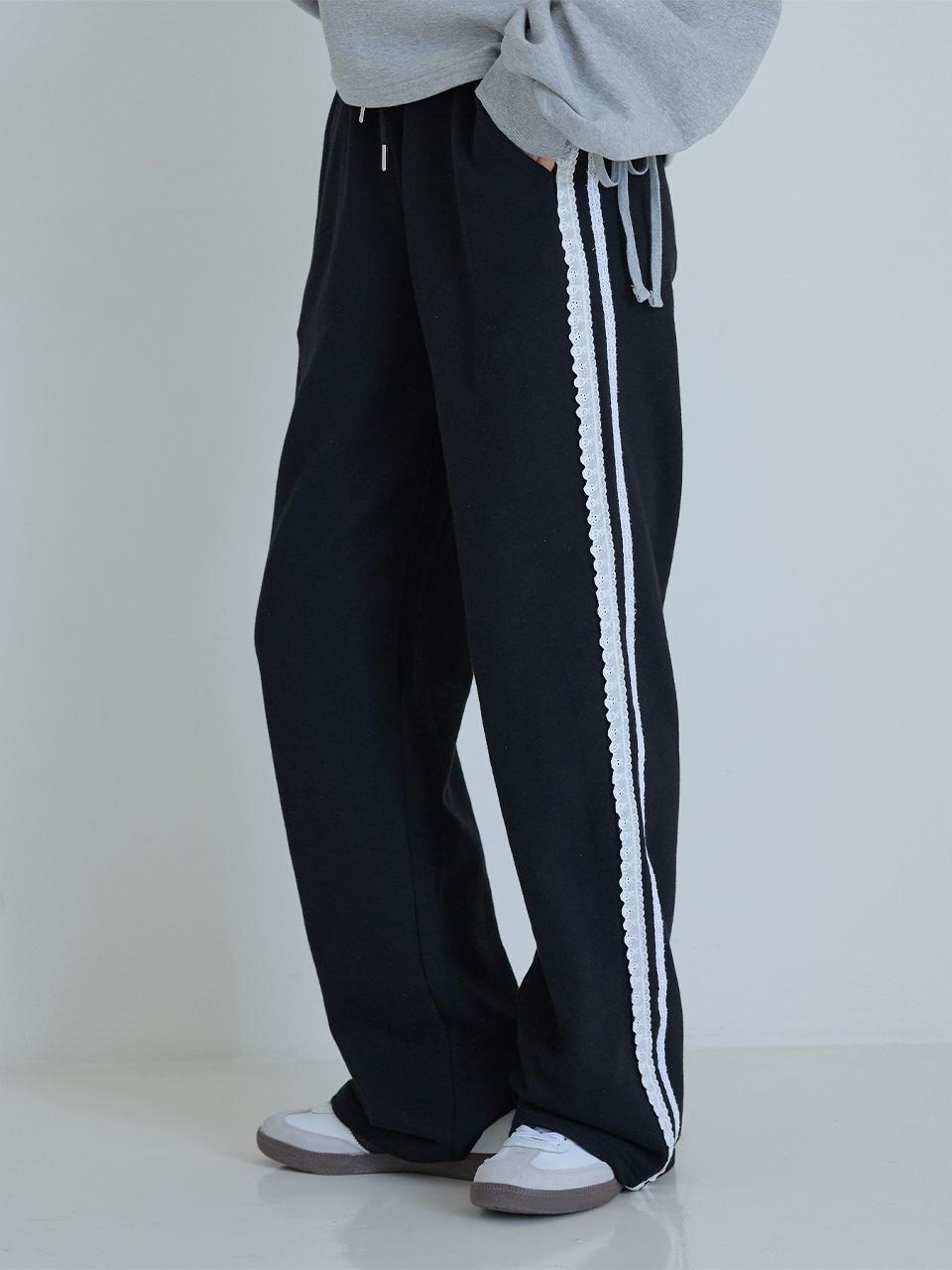 Lace-trimmed Sweatpants [Black] - Awesomestudio - Modalova